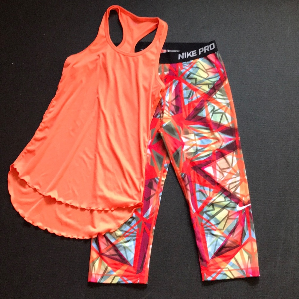 Nike sport tight L and Oxer Run T-back tank